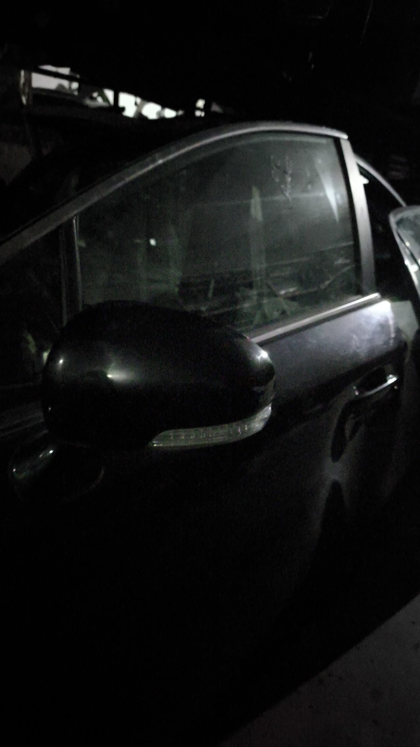 Toyota Avensis 2013 Sol Ön Kapı