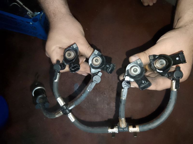 Toyota Corolla 1.4 Enjektör Takımı