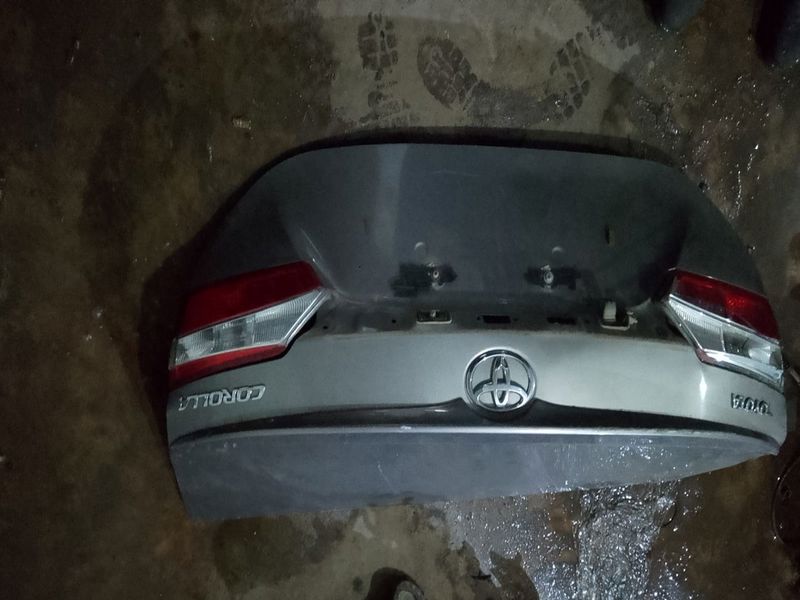 Toyota Corolla Bagaj Kapağı