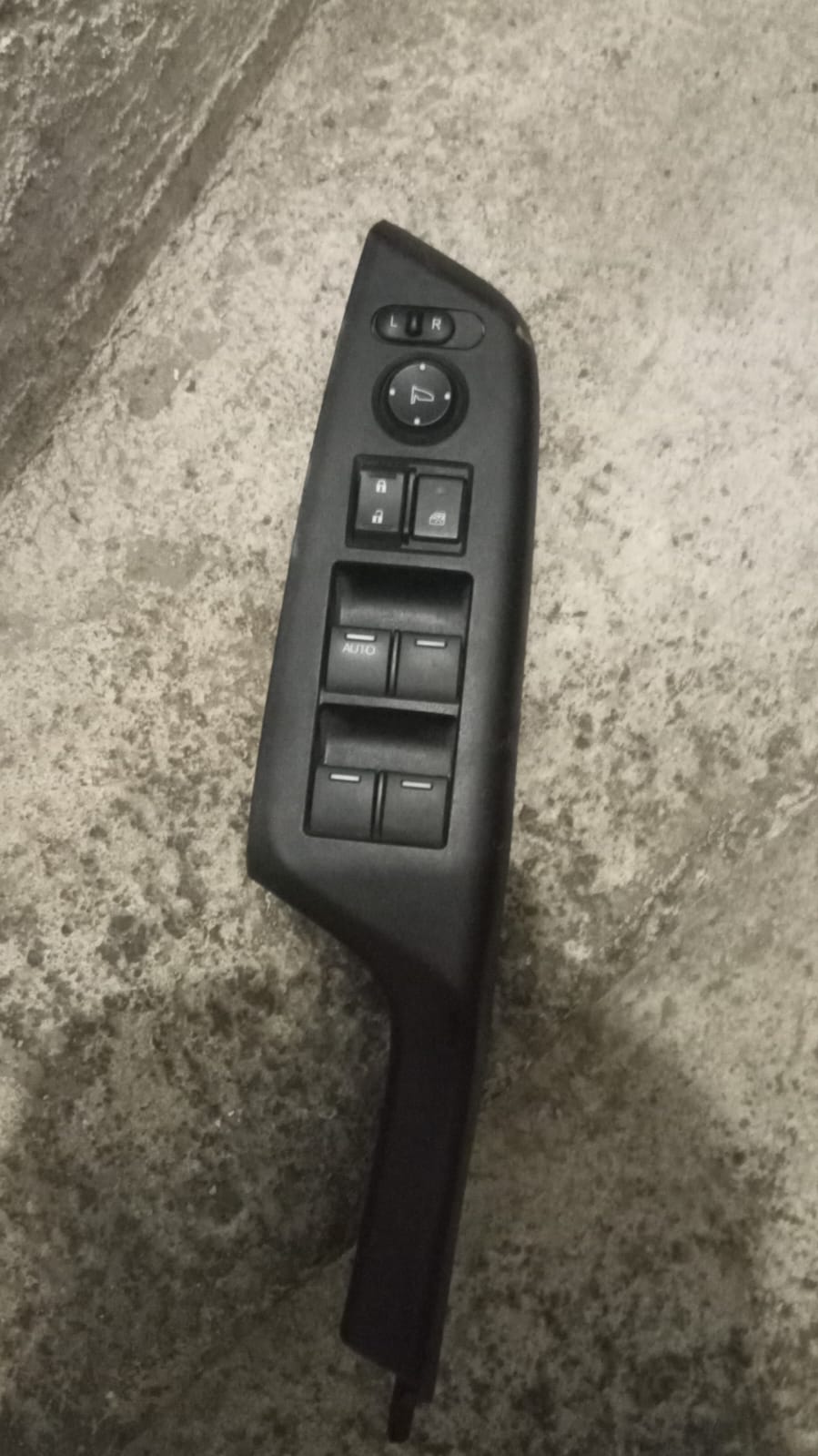 Honda Civic Cam Düğmesi 2017-2020 Model