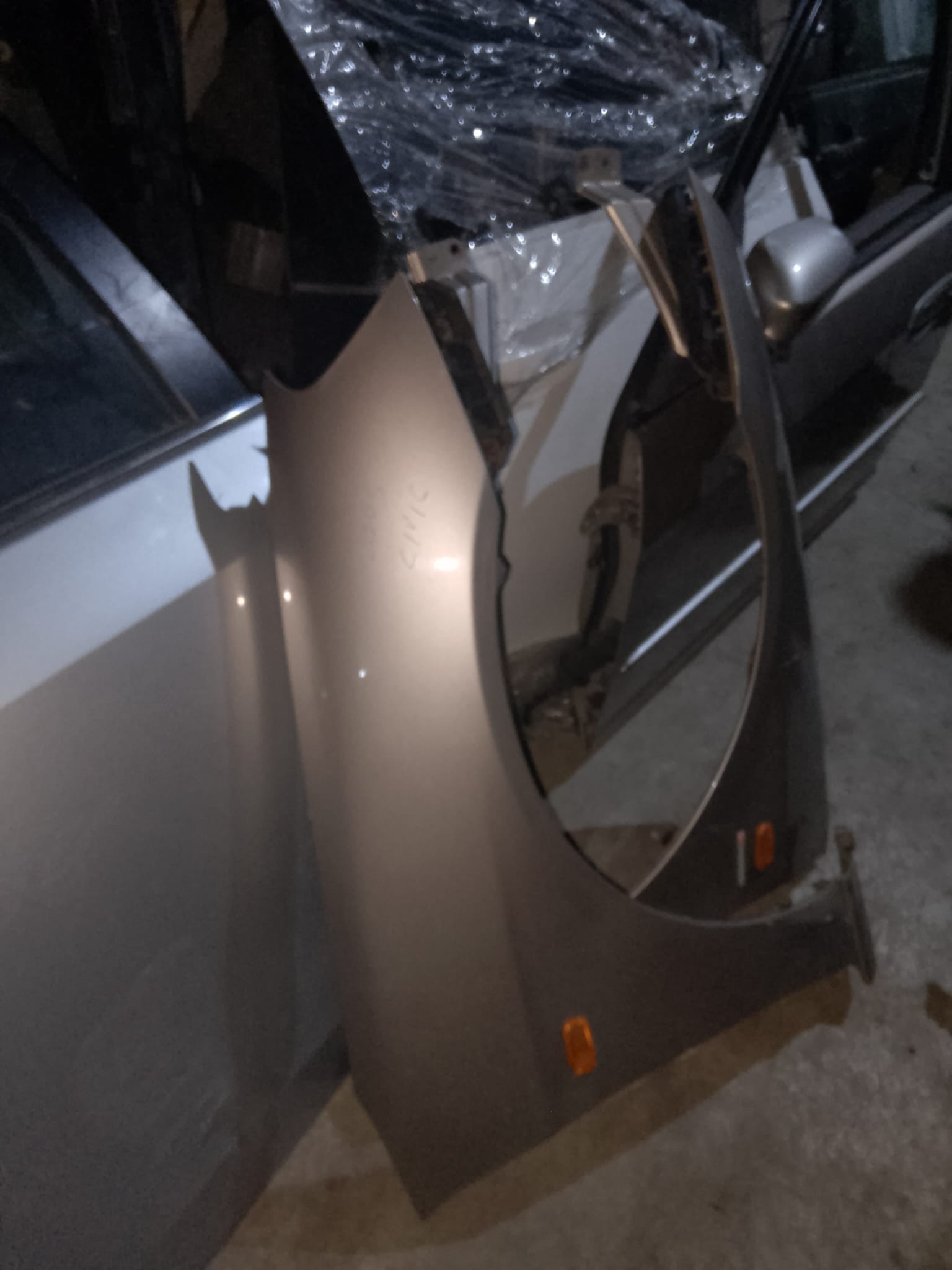 Honda Civic Sağ Çamurluk 2002-2006 Model