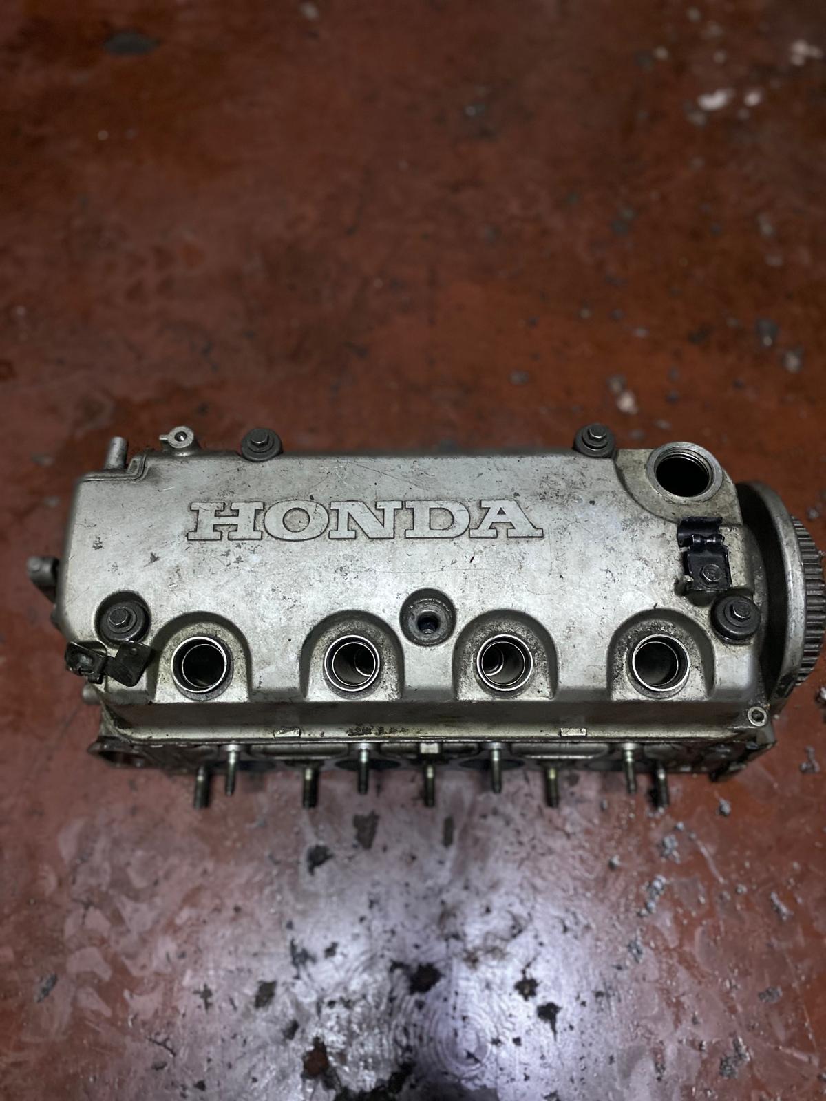 Honda Civic Silindir Kapağı 2002-2006 Model