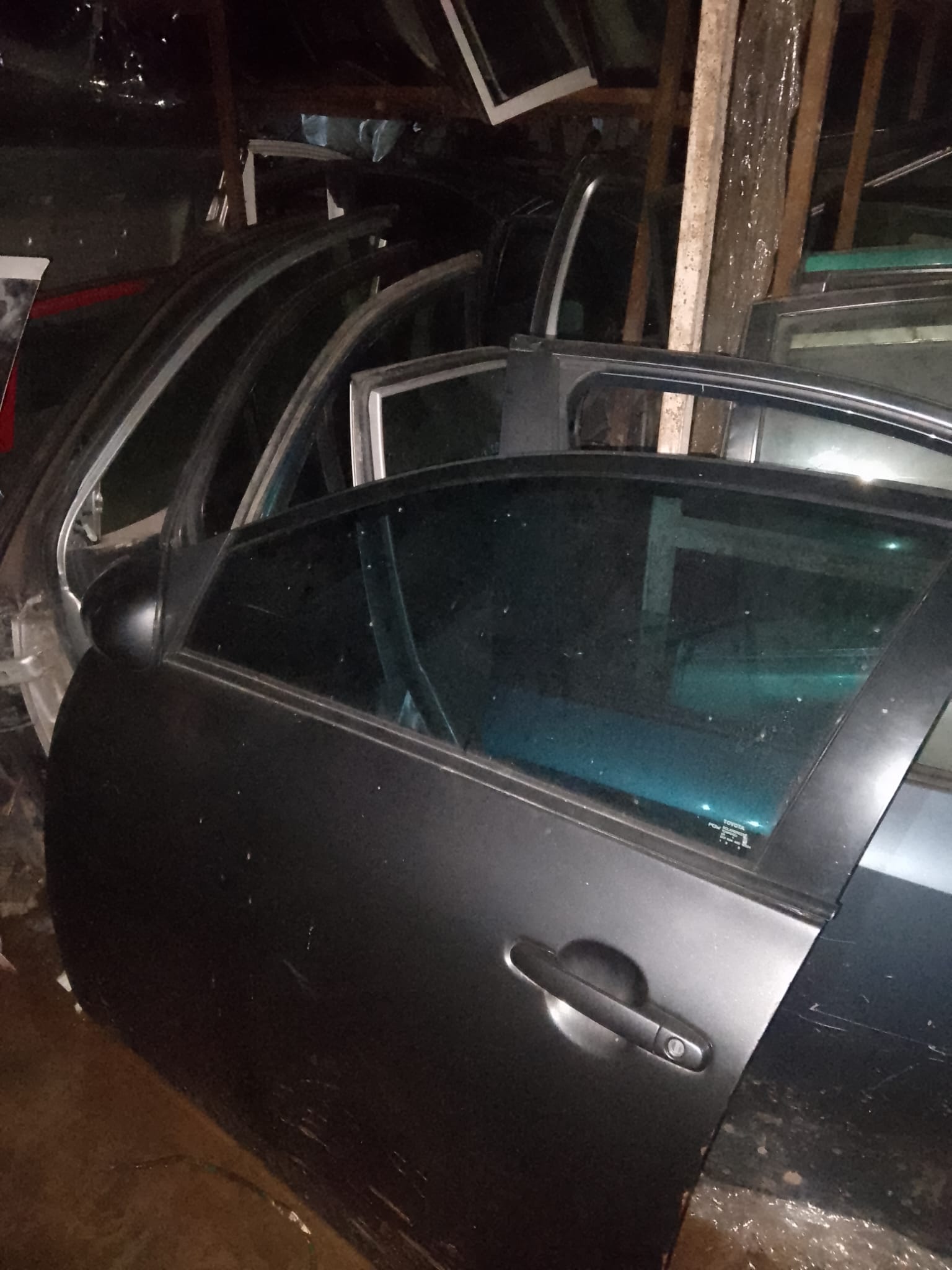 Toyota Corolla Sol Ön Kapı 2008-2011 Model