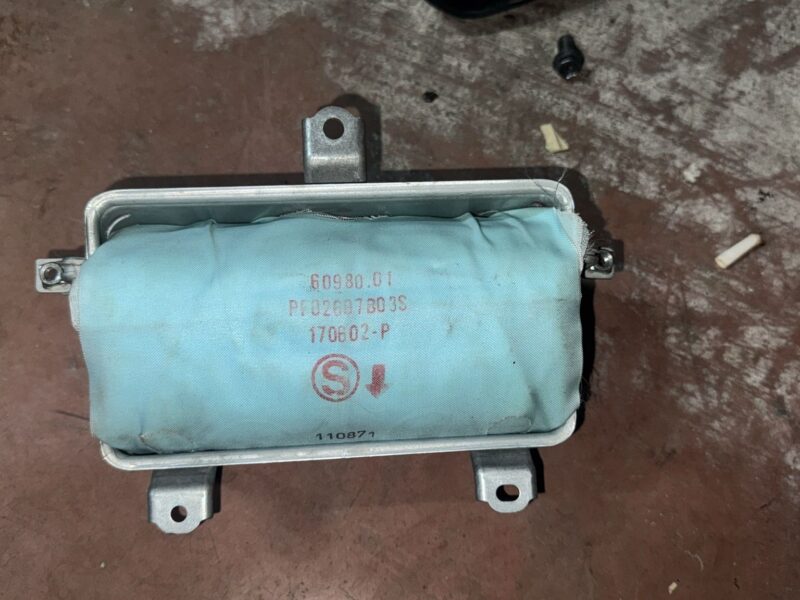 Toyota Auris Yolcu Airbag 2010 Model