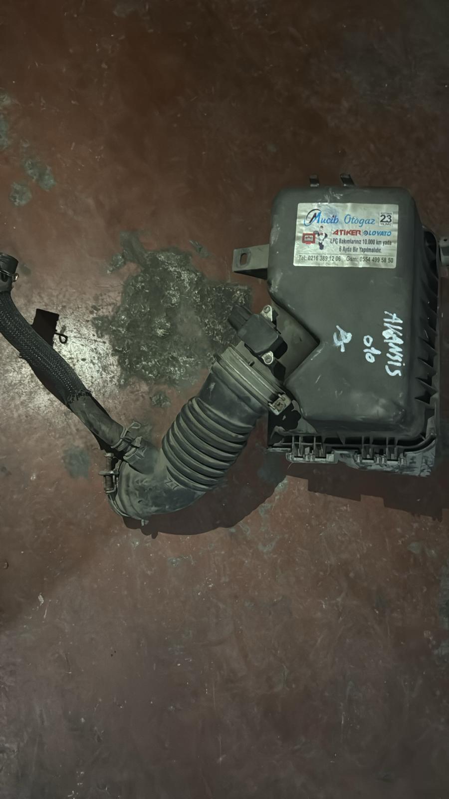 Toyota Avensis 1.6 Benzinli Hava Filtre Kutusu 2010-2015 Model