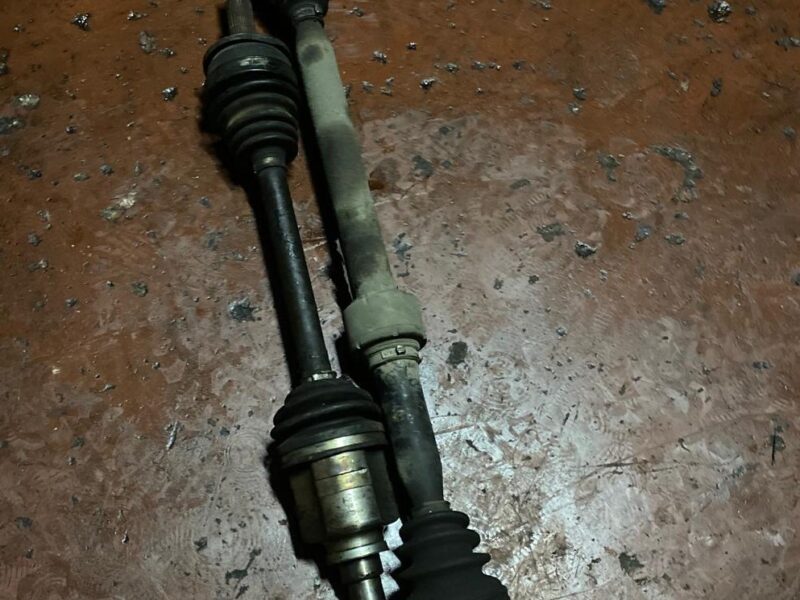 Toyota Corolla 1.6 Benzinli Sol Akis Aks 2008-2011 Model