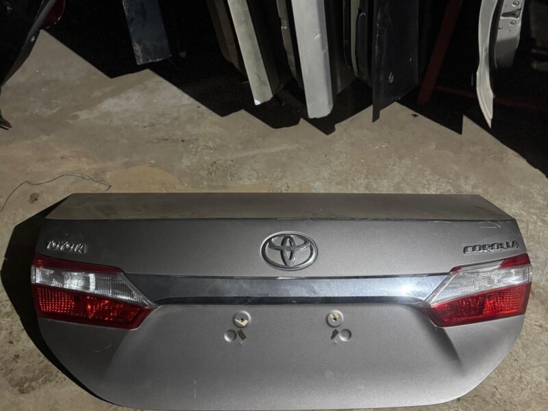Toyota Corolla Bagaj Kapağı 2013-2018 Model