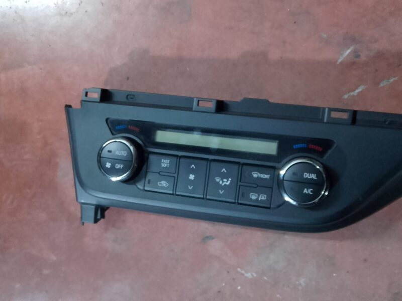 Toyota Corolla Klima Kontrol Paneli 2013-2016 Model