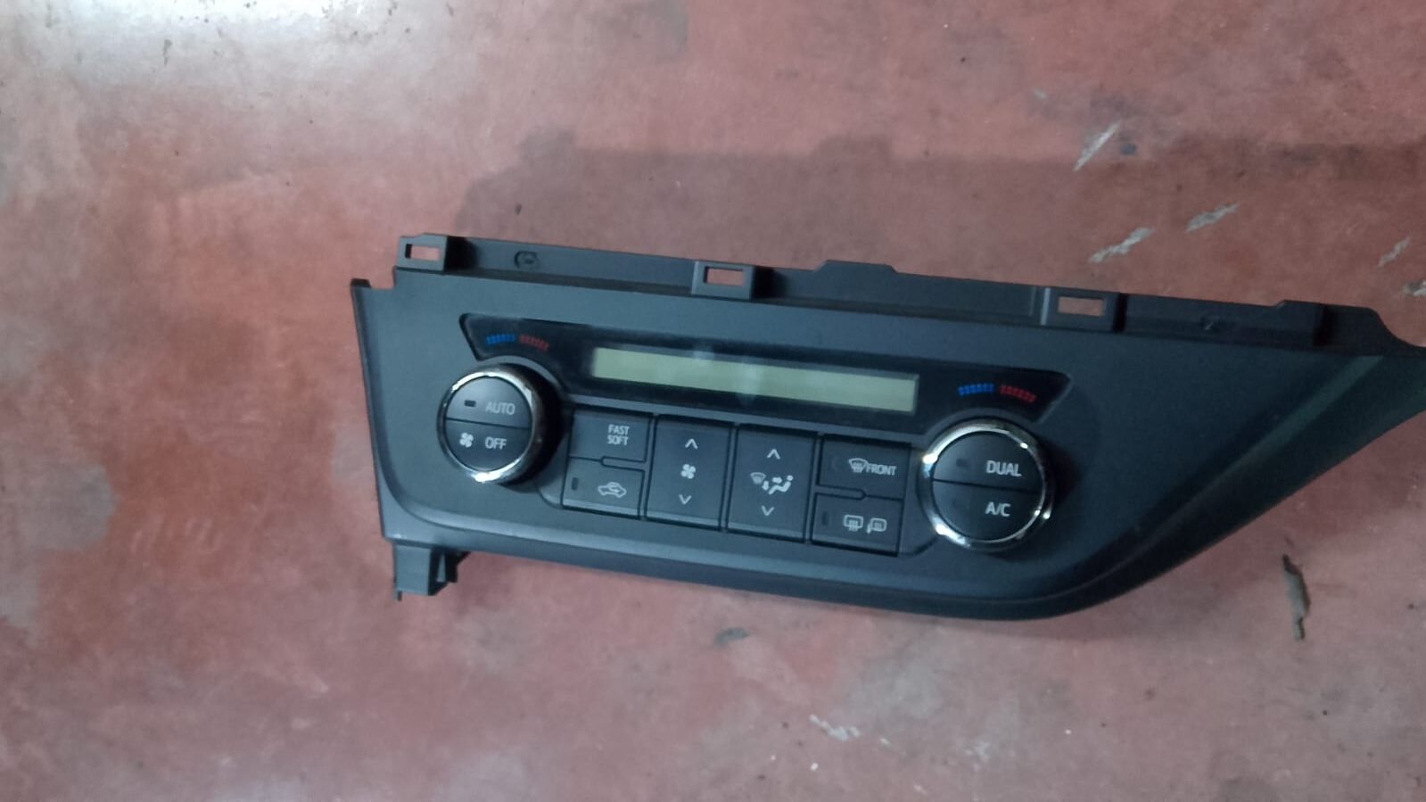 Toyota Corolla Klima Kontrol Paneli 2013-2016 Model