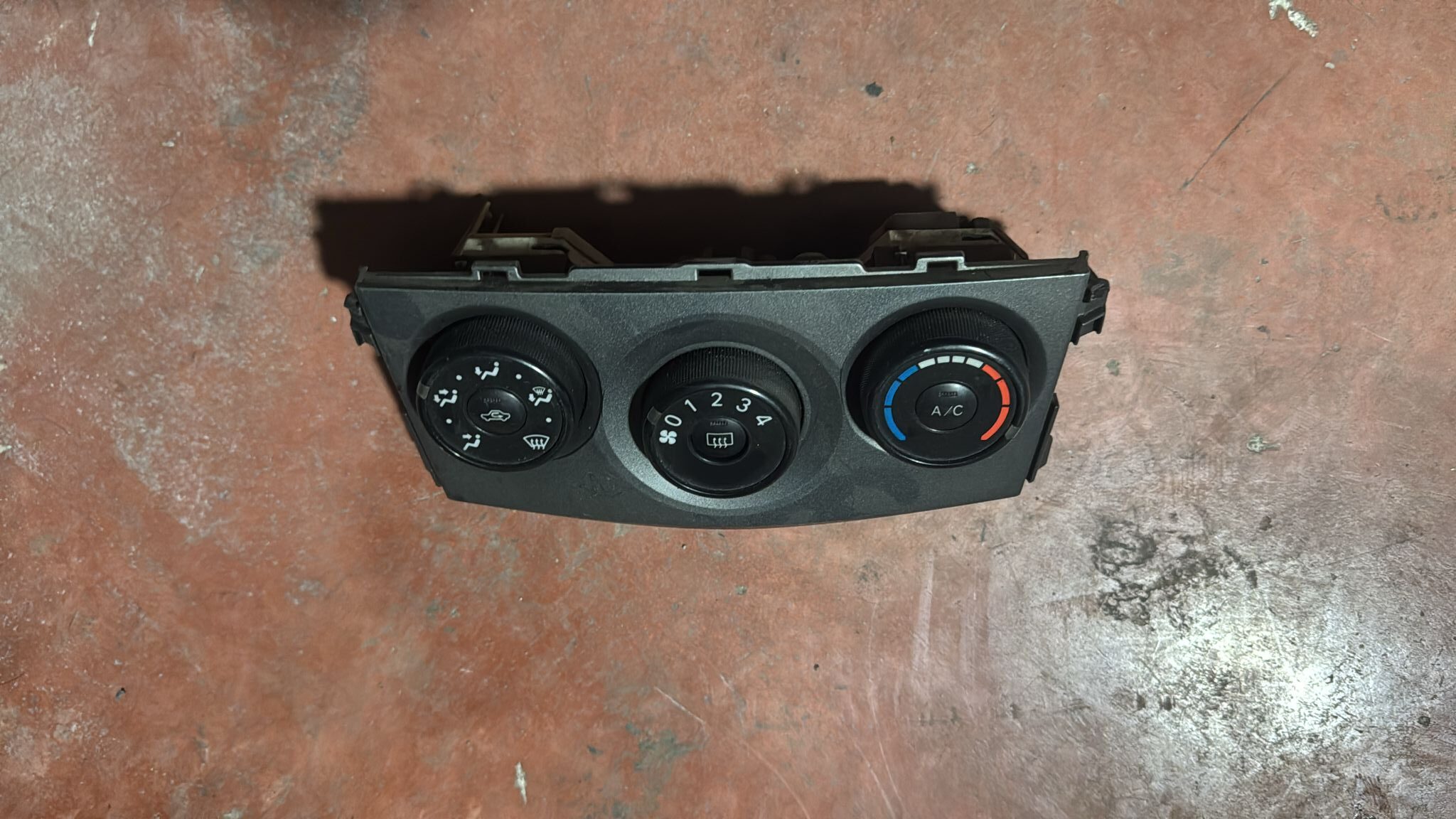 Toyota Corolla Klima Kontrol Paneli