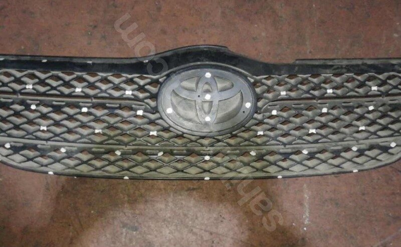 Toyota Corolla Ön Panjur 2002-2004 Model