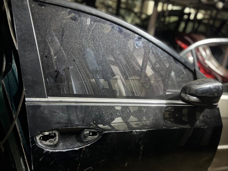 Toyota Corolla Sağ Ön Kapı 2013-2018 Model
