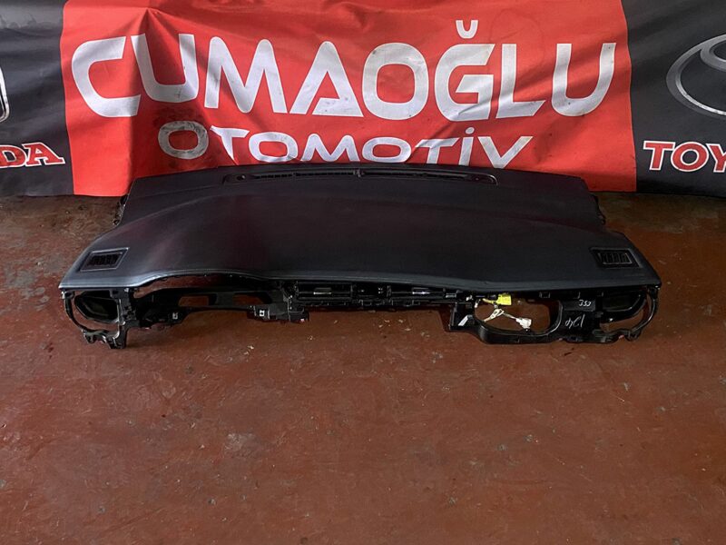Toyota Corolla Torpido Göğüs 2012-2017 Model