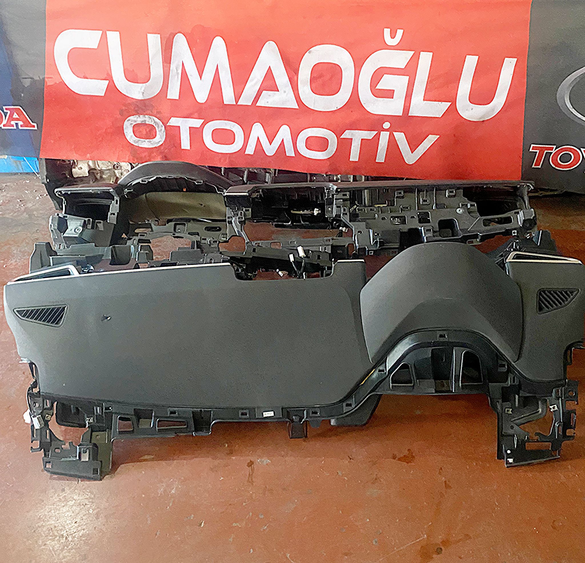 Toyota Corolla Torpido Göğüs 2018-2023 Model