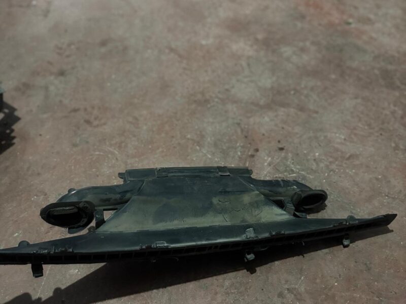 Toyota Rav4 Göğüs İç Plastiği 2008-2010 Model