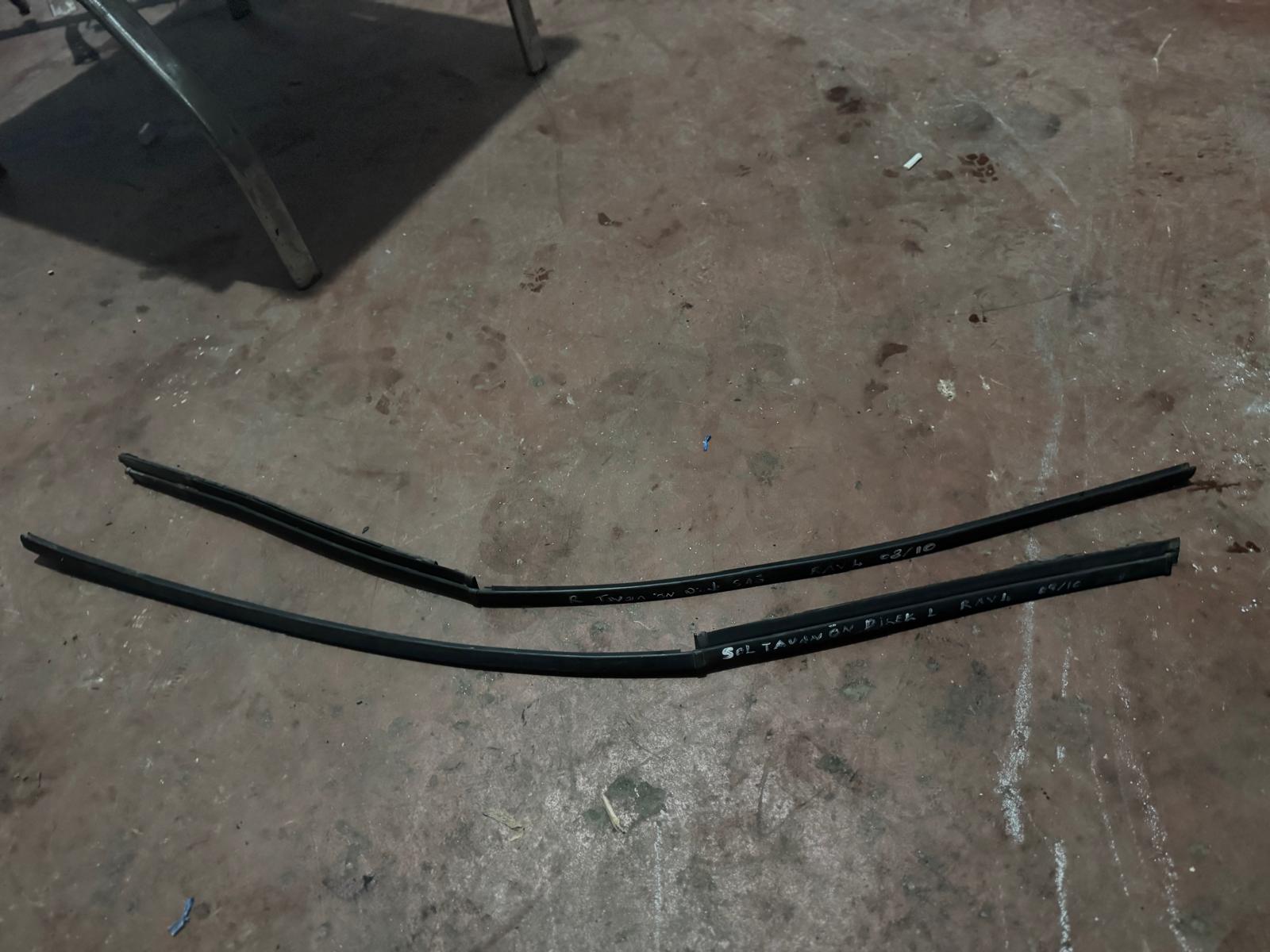 Toyota Rav4 Sağ Tavan Plastiği 2008-2010 Model