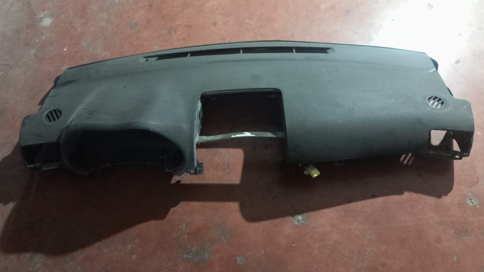 Toyota Verso Torpido Göğüs 2002-2007 Model