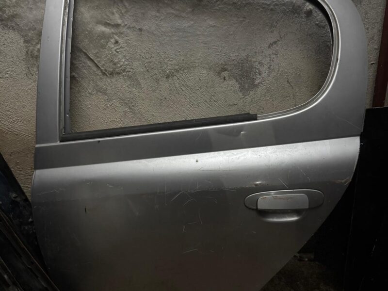 Toyota Yaris Sol Arka Kapı 2001-2007 Model